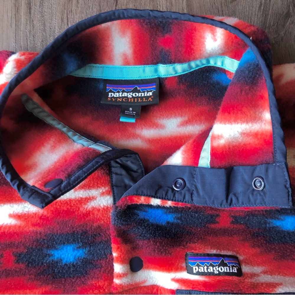 Patagonia Fleece Pullover Women’s Small Red Synchilla Snap Wild Desert Aztec - Picture 4 of 7
